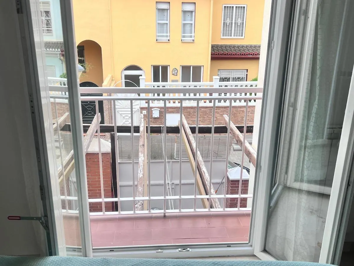 Casa Ideal Familias Y Grupos Con Balcones Exterior Soleada Patios Cerca Alhambra, Sierra Nevada, Rio Genil, Lancha Del Genil, Parque Llano Y Reloj Del Sol Con Barbacoas, Campo De Futbol, Circuito Gimnasia Apartment Granada