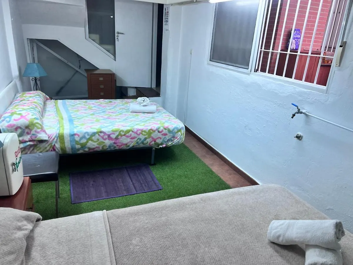Casa Ideal Familias Y Grupos Con Balcones Exterior Soleada Patios Cerca Alhambra, Sierra Nevada, Rio Genil, Lancha Del Genil, Parque Llano Y Reloj Del Sol Con Barbacoas, Campo De Futbol, Circuito Gimnasia Apartment Granada 0*,  Spain